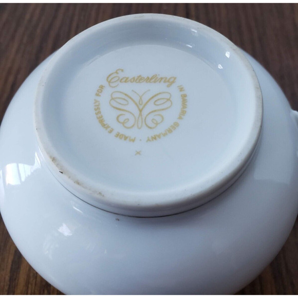 Ceres Coupe by Easterling Sugar Bowl With Lid White and Silver Wheat Vintage MCM - Picture 6 of 6